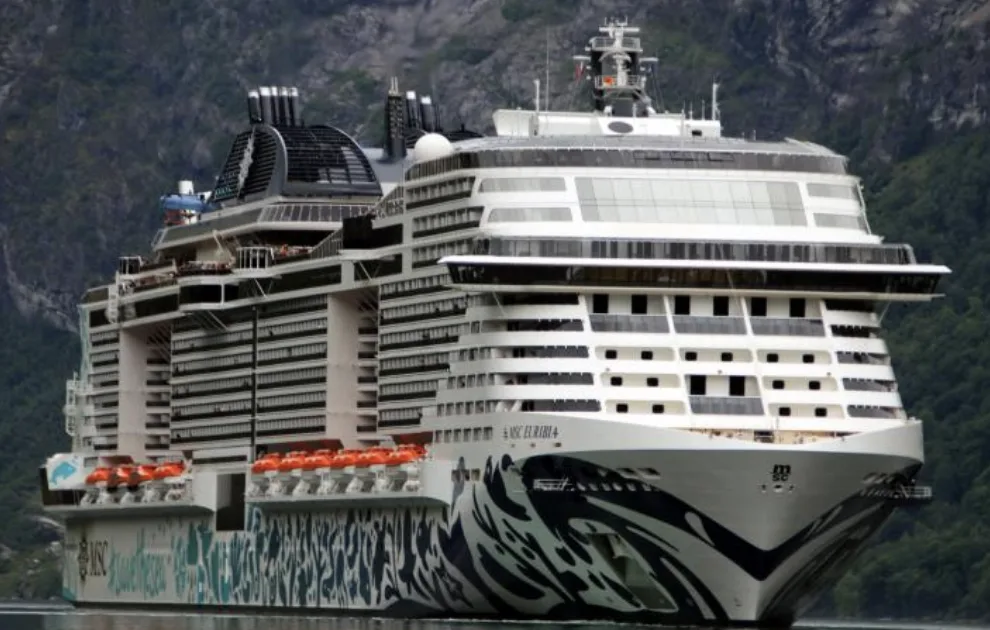 Airlines and Cruise Lines Cancel Middle East Trips Amid Iran War Turmoil â€“ Travel Chaos Deepens