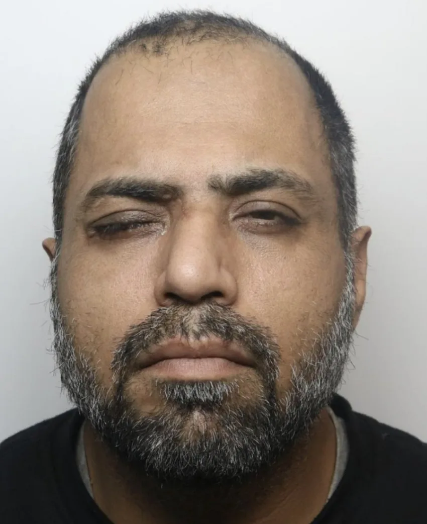Bradford Dad-of-Four Jailed 5.5 Years for Â£30k Tile Centre Arson and Takeaway Burglary