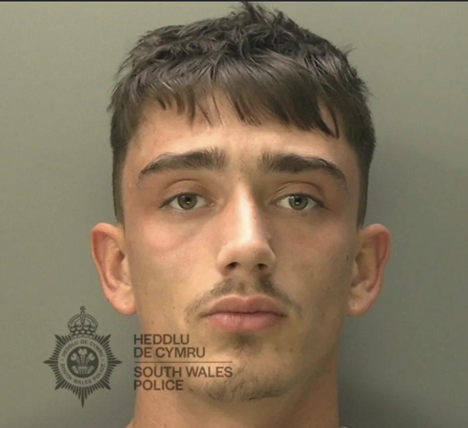 Porthcawl Man Jailed 2Â½ Years for Drugs and Knife After Police Catch Cocaine, Cannabis, and Ketamine Stash