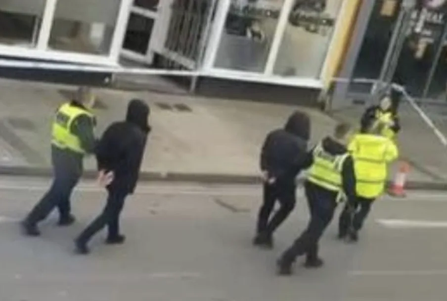 Blackwood Barber Brawl Shock: Two Men Guilty After Knife-Wielding Street Fight Caught on CCTV