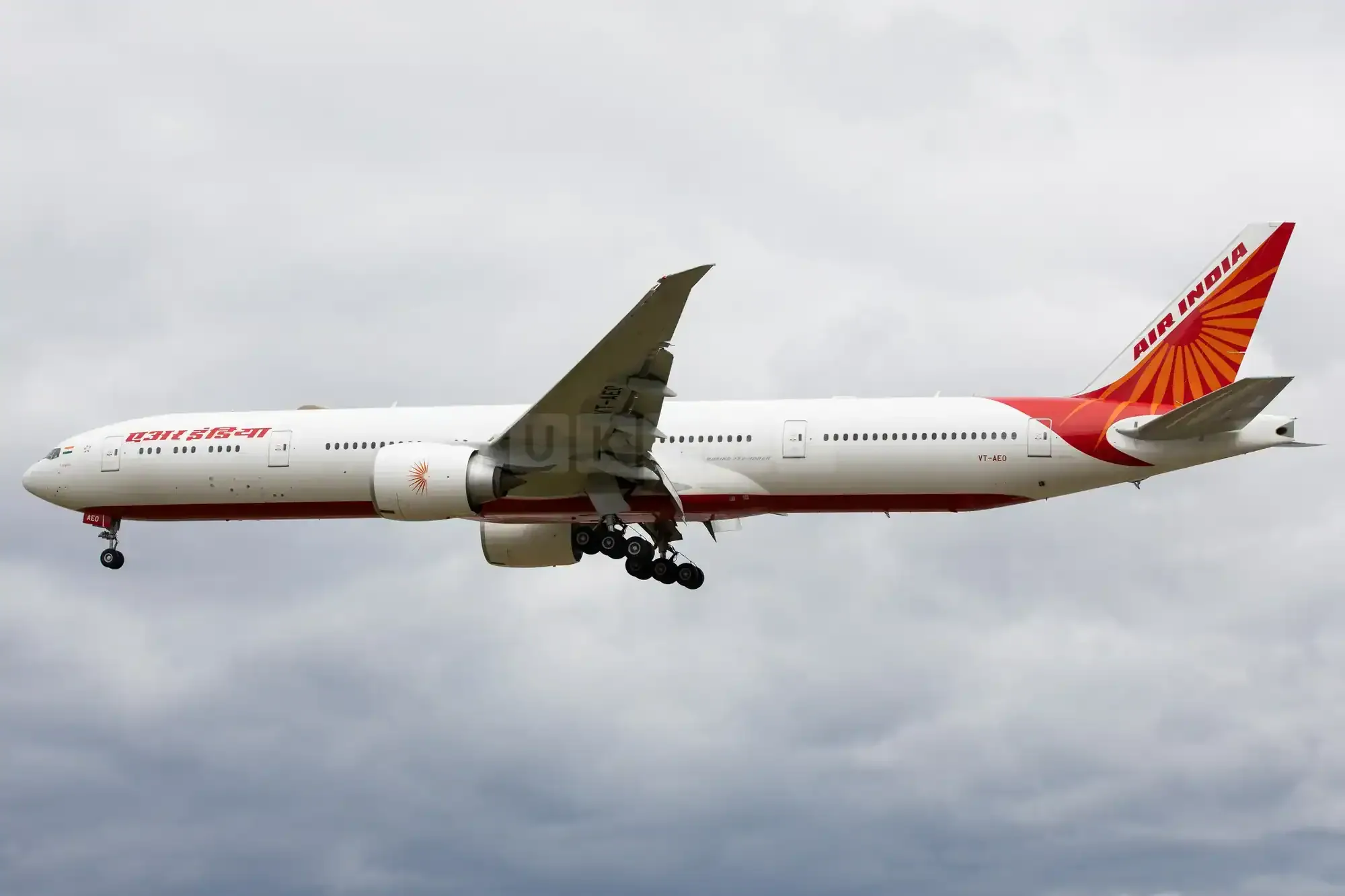 Drunk Britâ€™s Rant on Heathrow-Dhaka Flight Costs Him Â£2,000 Fine for Abuse and Assault