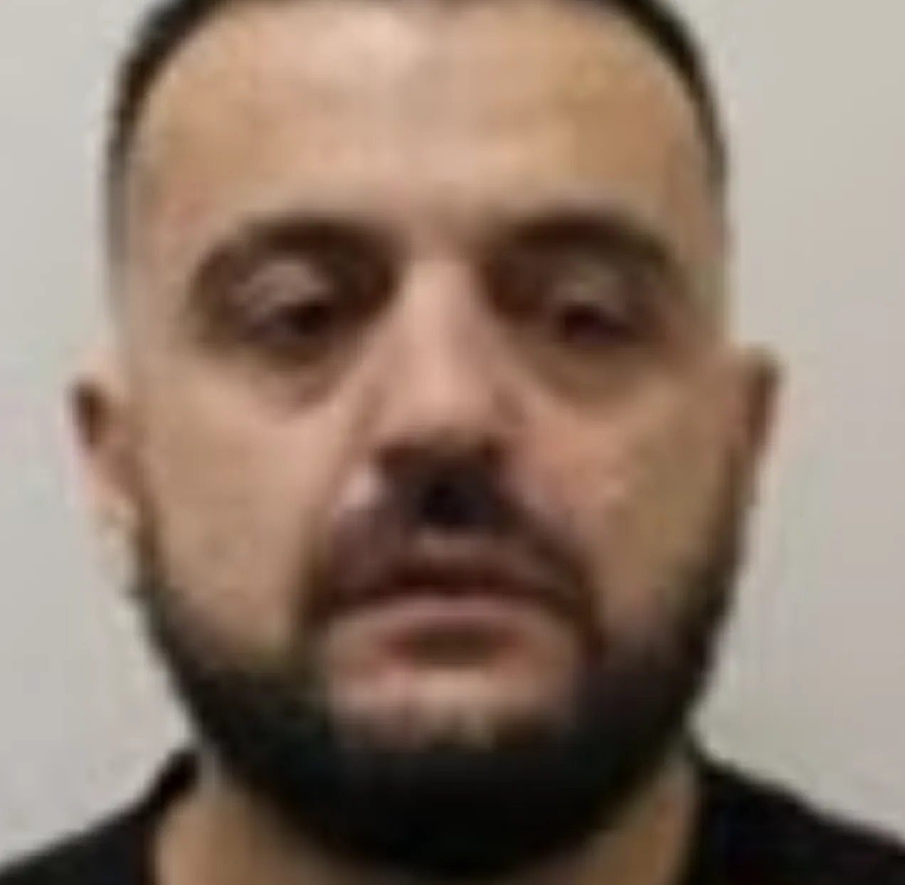 M25 â€˜Migrant Taxiâ€™ Gang Jailed for Trafficking Dozens in Â£11k Smuggling Scam