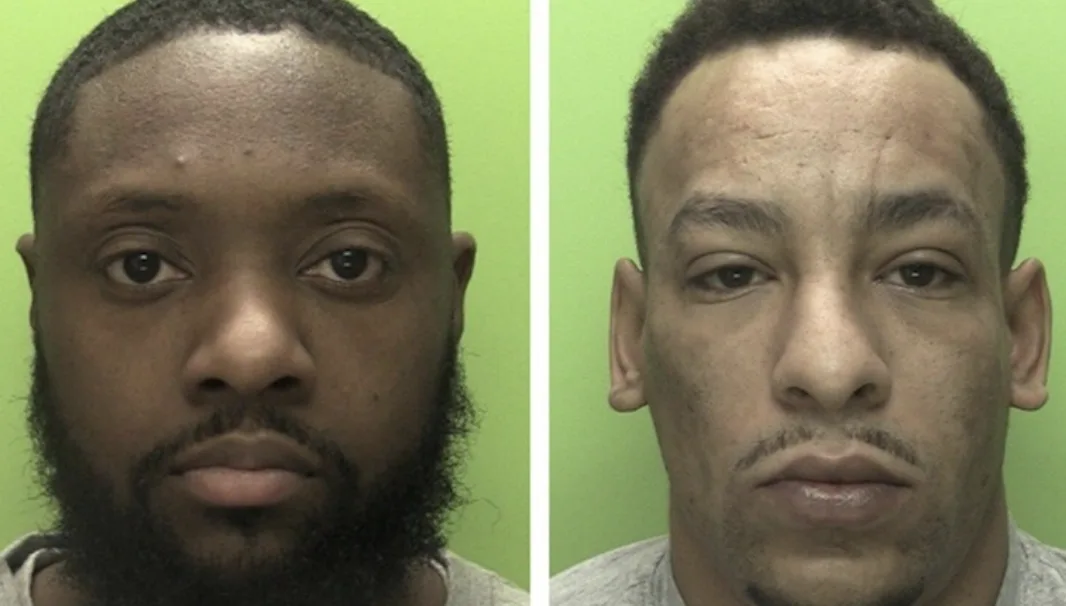 Drug Dealer Busted in Boxer Shorts as Mate Floods Bathroom Trying to Flush Â£10k of Dope