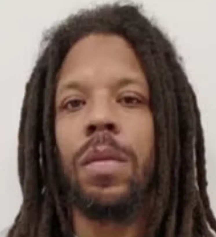 Three Men Sentenced to Life Imprisonment for Fatal Stabbing of Teenager