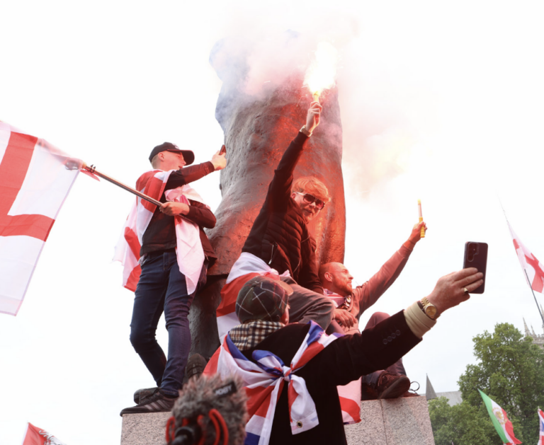 43 Arrested After Clashes Between Tommy Robinson Rally and Pro-Palestine Protest