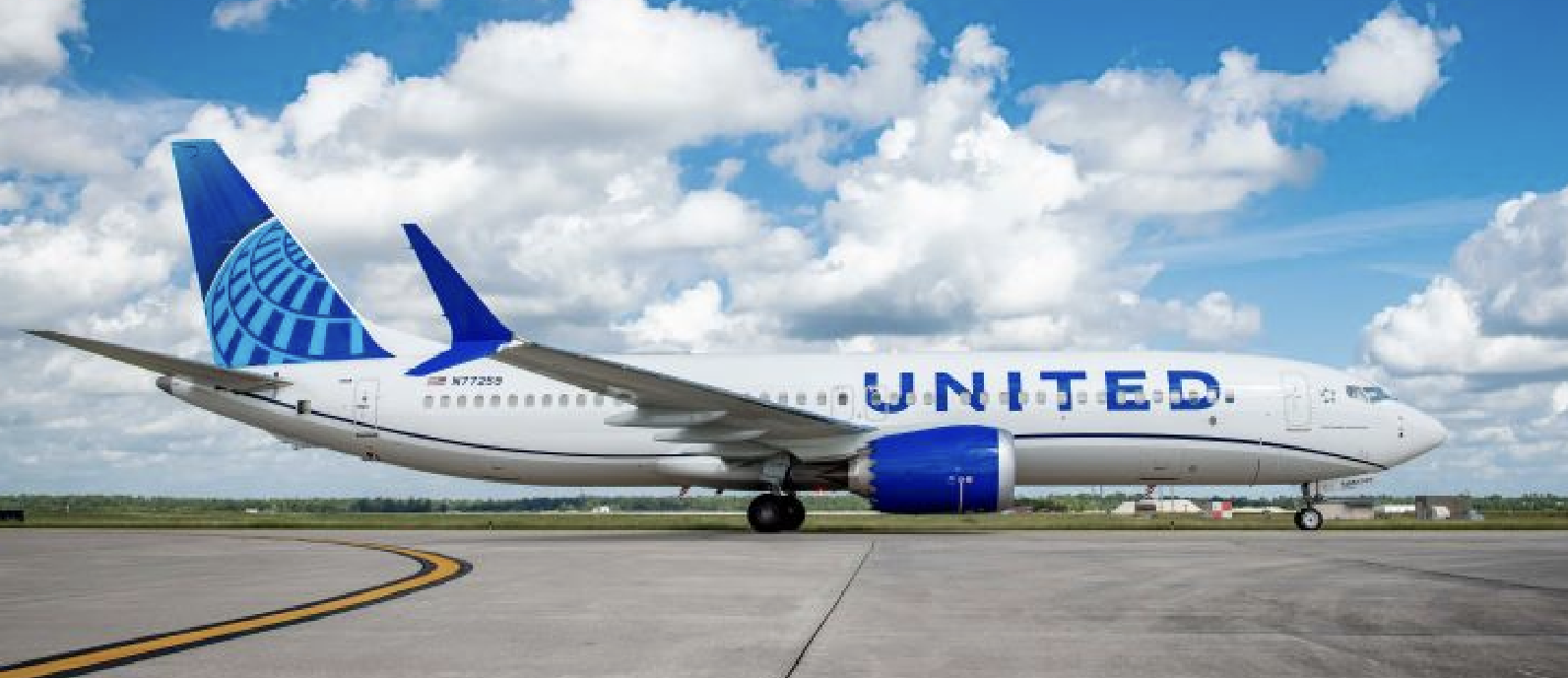 Passenger Attempts Door Opening Mid-Flight on International Flight