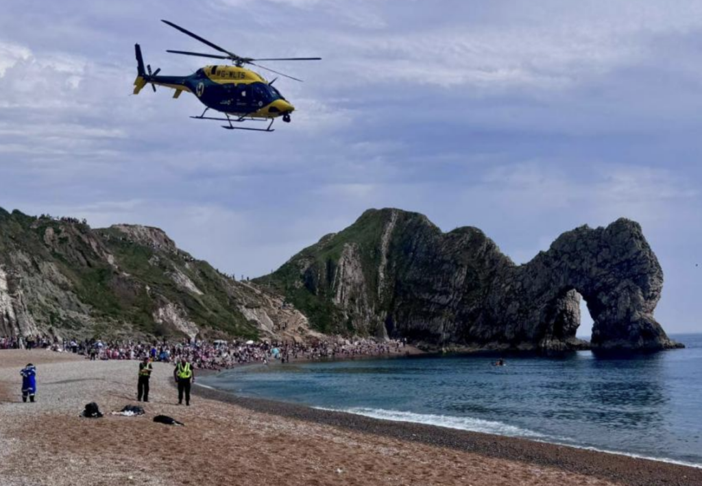 Wiltshire Air Ambulance Responds to Drowning Incident at Durdle Door