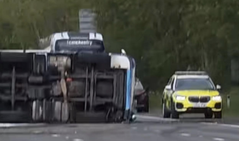 Air Ambulance Called to M6 Following HGV Overturn Incident