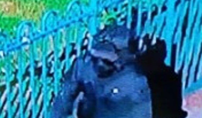 West Midlands Police Hunt Man Over Jewellery Snatch Chelmsley Road