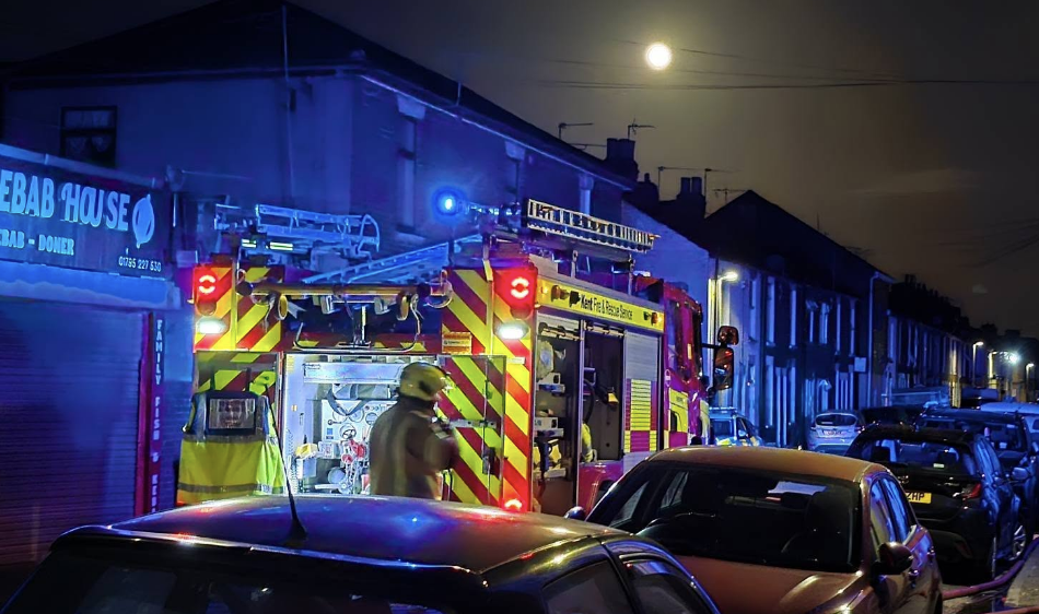 Firefighters Tackle Major Blaze on Richmond Street