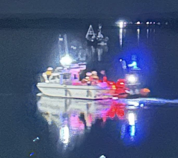 RNLI Crew Rescue Fishing Boat Adrift Near Langstone Harbour