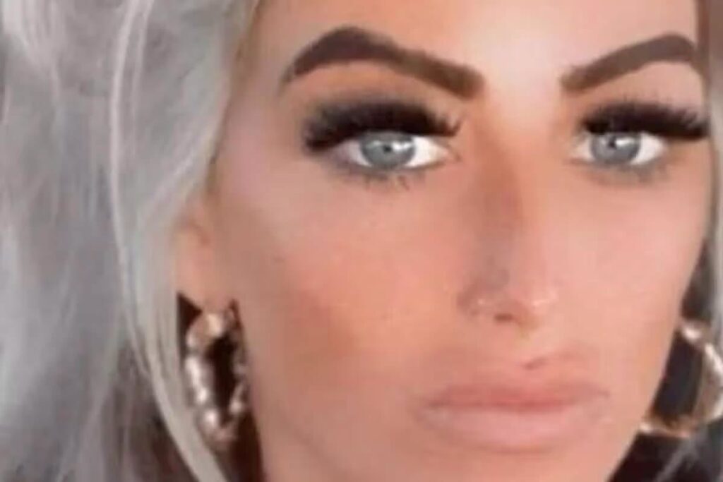 Two charged with murder after woman dies weeks after alleged roadside attack