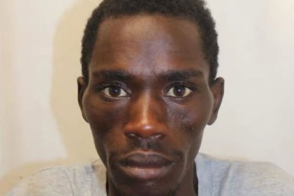 Urgent Manhunt Launched After Wanted Man Escapes from North Manchester Hospital