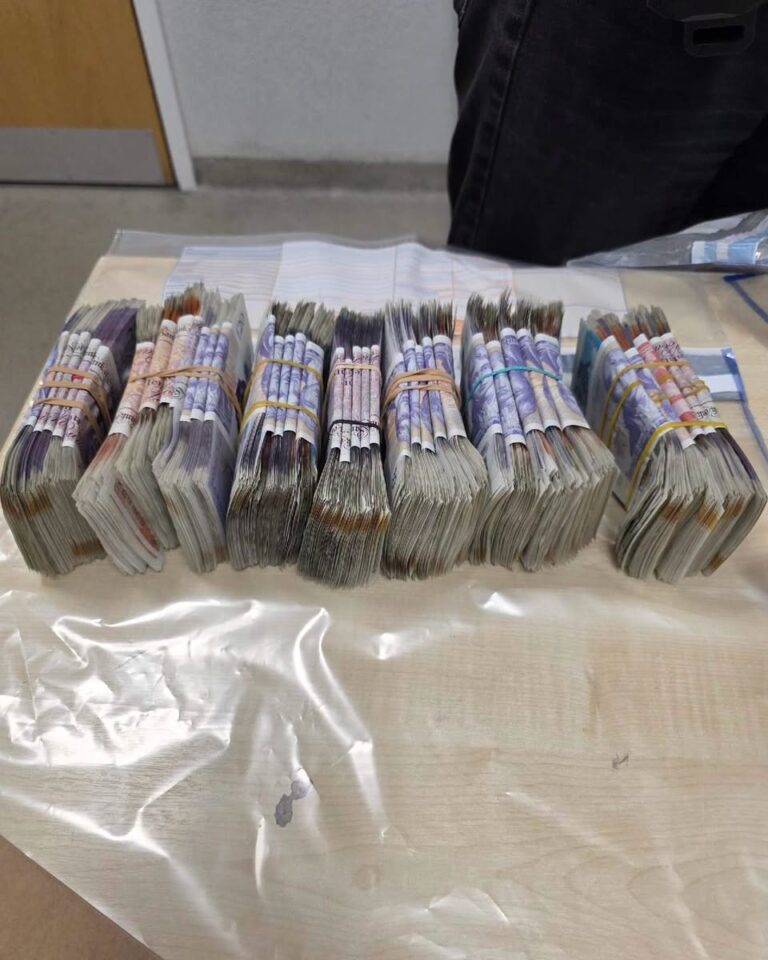 £4 Million Cash Haul and Kilo of Cocaine Seized After Routine Police Stop in South London