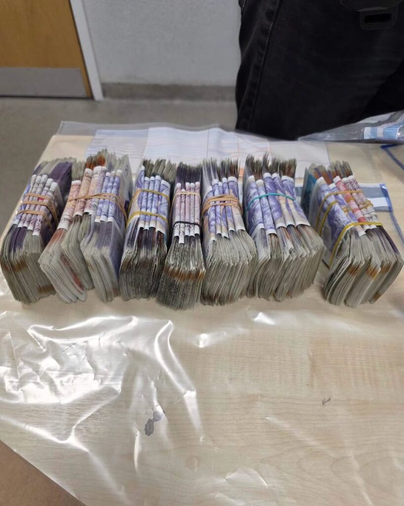 £4 Million Cash Haul and Kilo of Cocaine Seized After Routine Police Stop in South London
