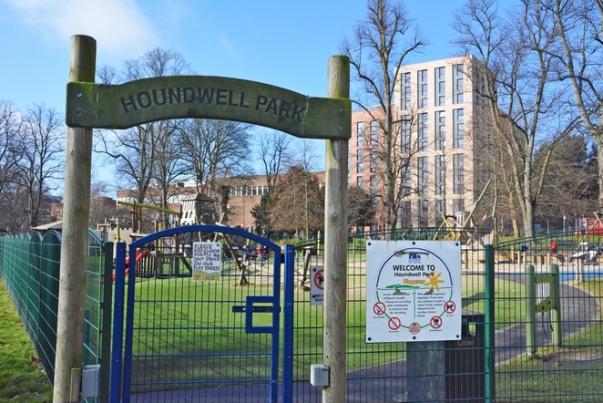 Urgent appeal to identify three-year-old girl found alone in Southampton city centre