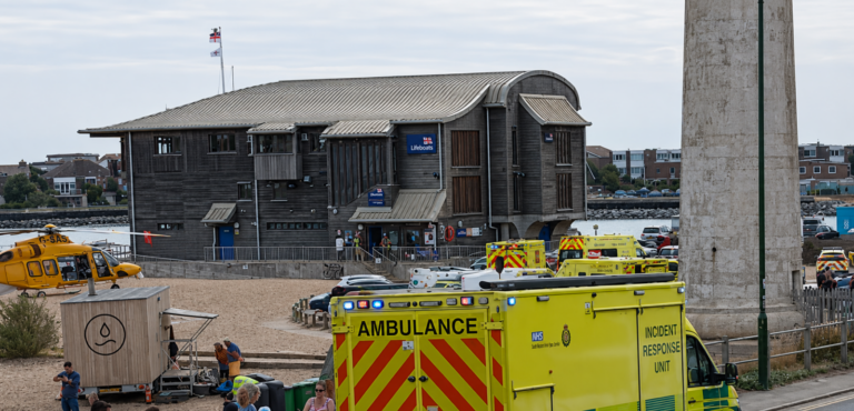 Three members of same family die after getting into difficulty in sea at Shoreham