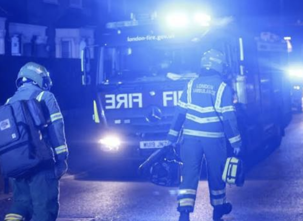 Major emergency response at Erith Pier after concern for person’s welfare