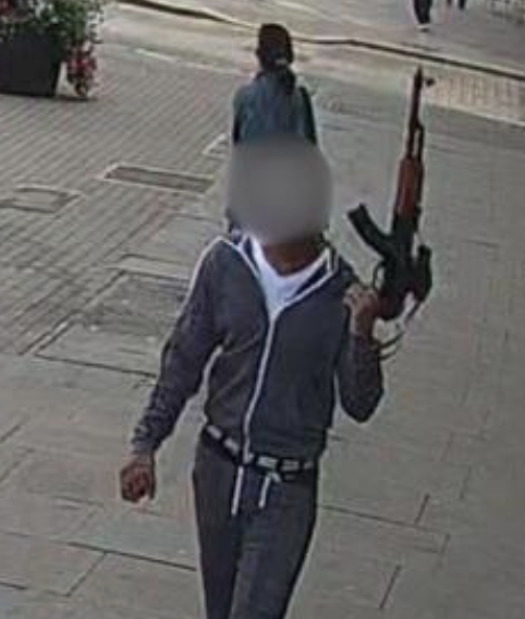 Armed police search for man carrying suspected toy gun after Edgware schools and synagogues locked down