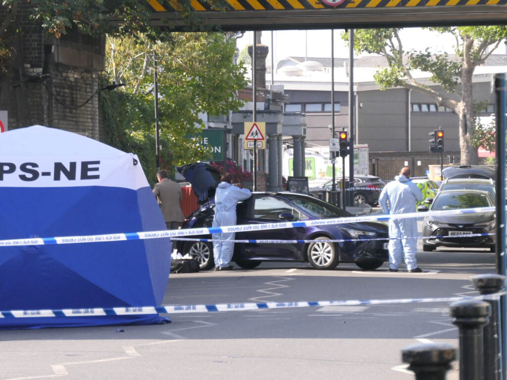 Murder investigation launched after e-bike rider dies following North Kensington pursuit