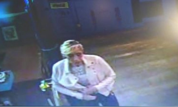 Pub Landlord Slams  Vile Woman Who Steals Charity Box From His Bar In Portsmouth