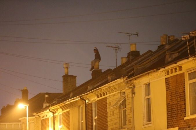 Man Holds Police To Ransom In Rooftop Stand Off In Portsmouth