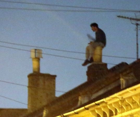 Portsmouth Rooftop Stand-off Man Arrested After Orgy Of Damage And Five Hour Stand Off With Police