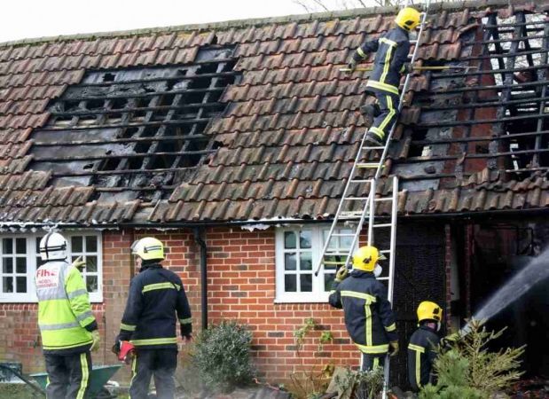 Fire Crews Battle Blaze In East Tisted Near Alton