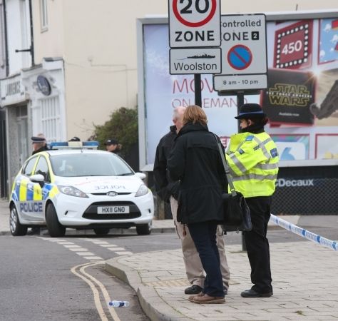 Three Bailed After Multiple Stabbing  In  Southampton
