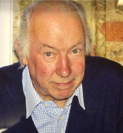 Man Shot By  Armed Police In Murder Hunt Operation In Kent