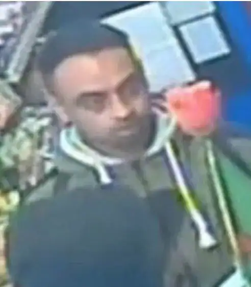 Detectives Are Appealing For The Public's Help In Identifying A Man In Connection With A Robbery In Whitechapel
