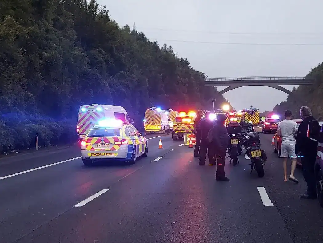 M25 In Kent Remains Closed Following Serious Collision Involving A Crane