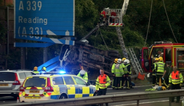 Police Appeal For Witnesses After Tipper Truck Crash On M3 Near Basingstoke
