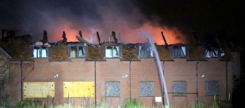 Fire Crews Called In To Tackle Disused Hotel Blaze In Hockley Heath