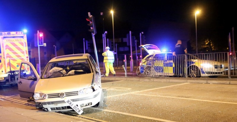 Car Ploughs Into Railings After Sixty Mile An Hour Police Chase In Fratton